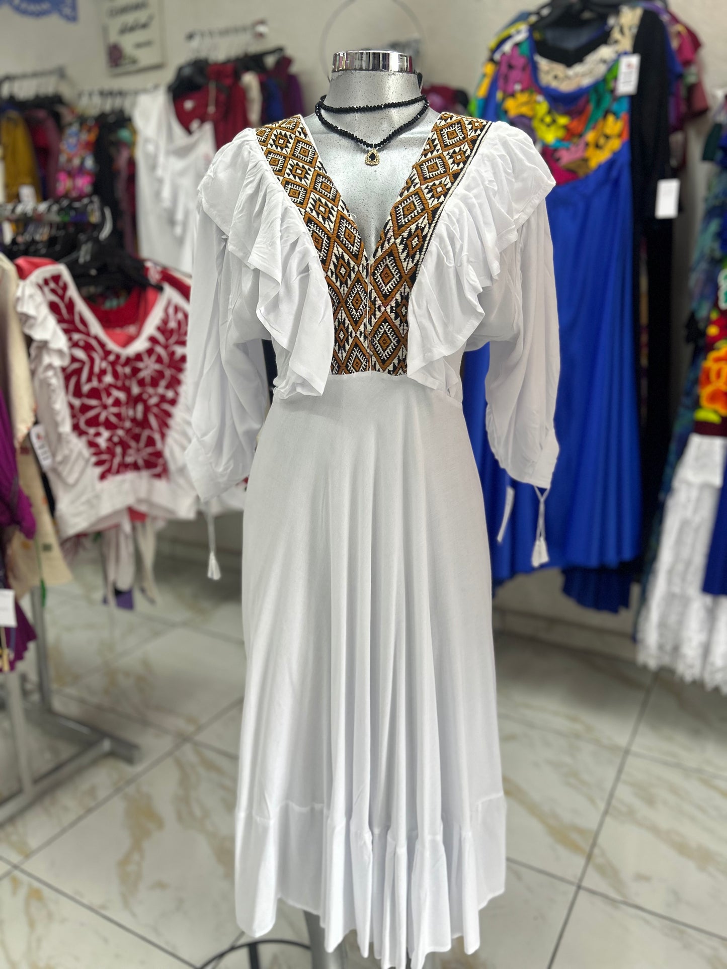 Vestido Chiapas Gala Básico 10