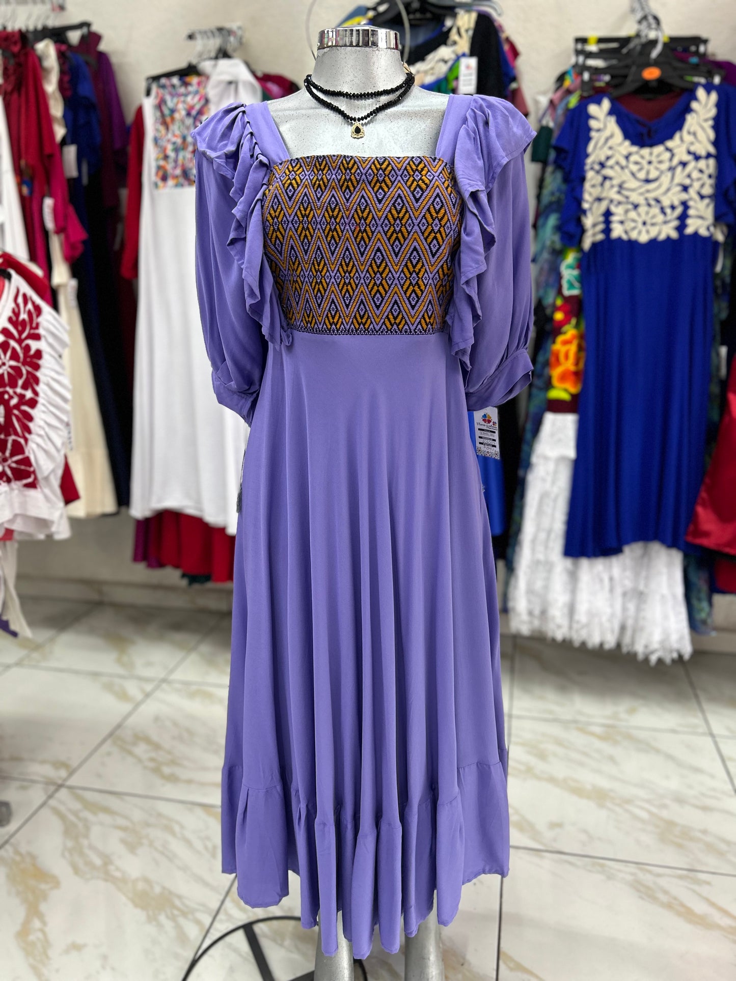 Vestido Chiapas Gala Básico 09