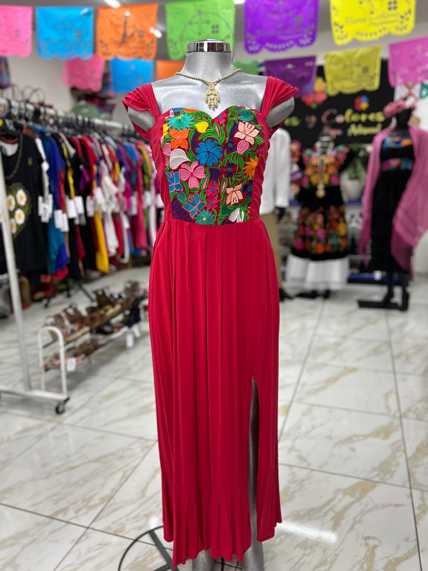 Vestido Chiapas Gala Básico 04