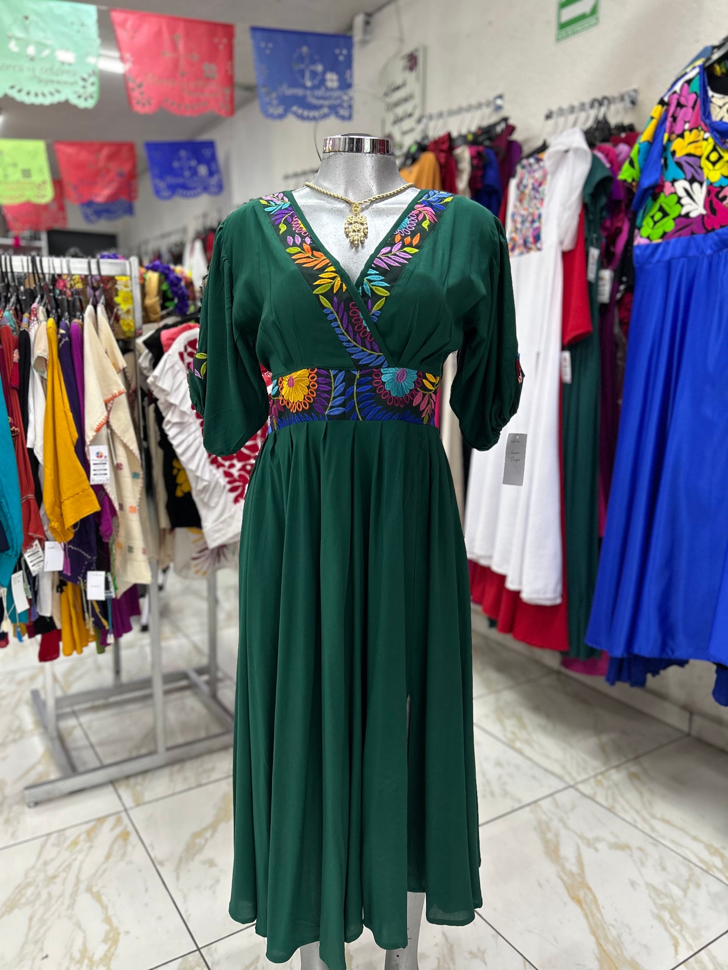 Vestido Chiapas Gala Básico 20