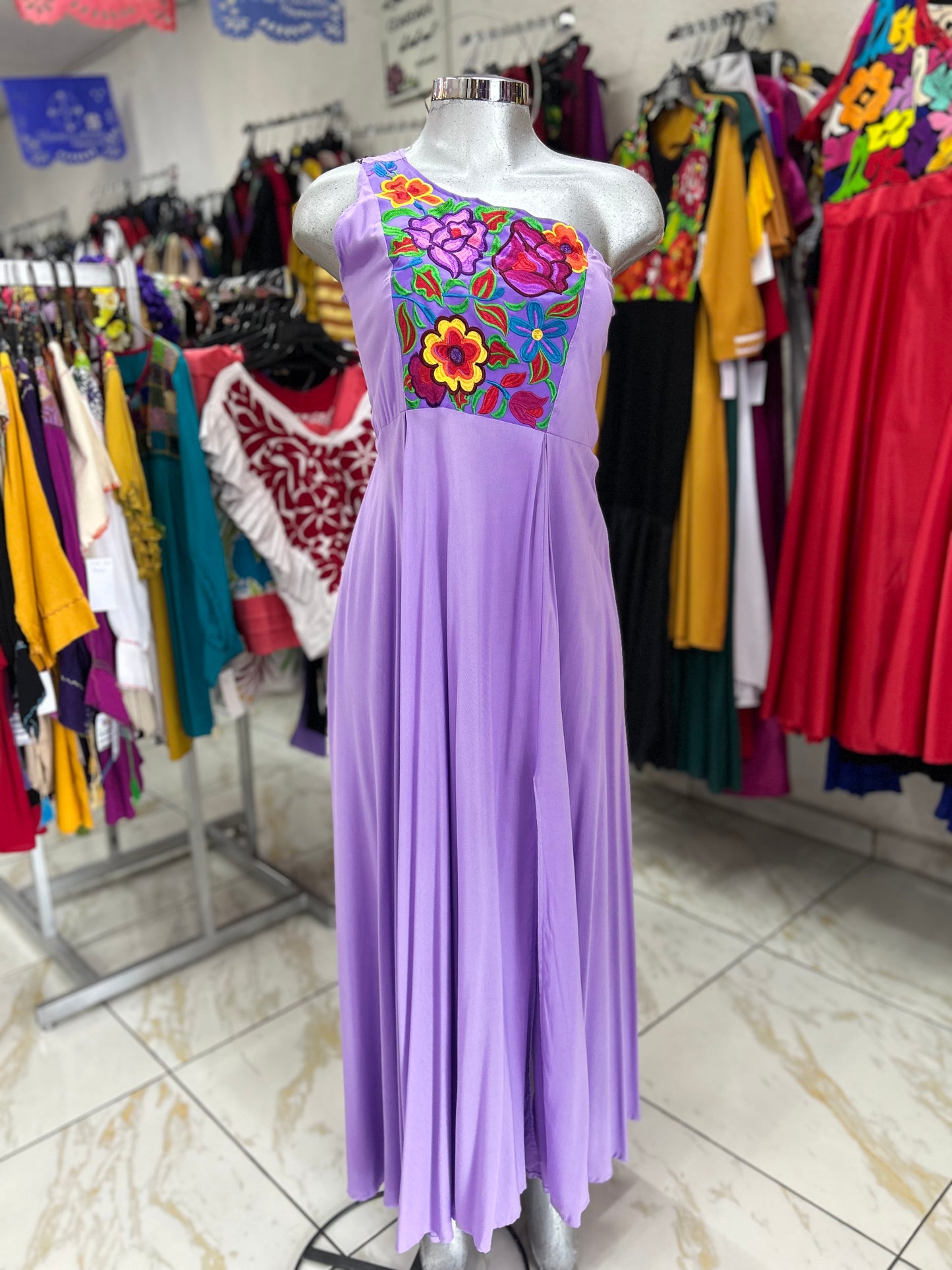 Vestido Chiapas Gala Básico 24