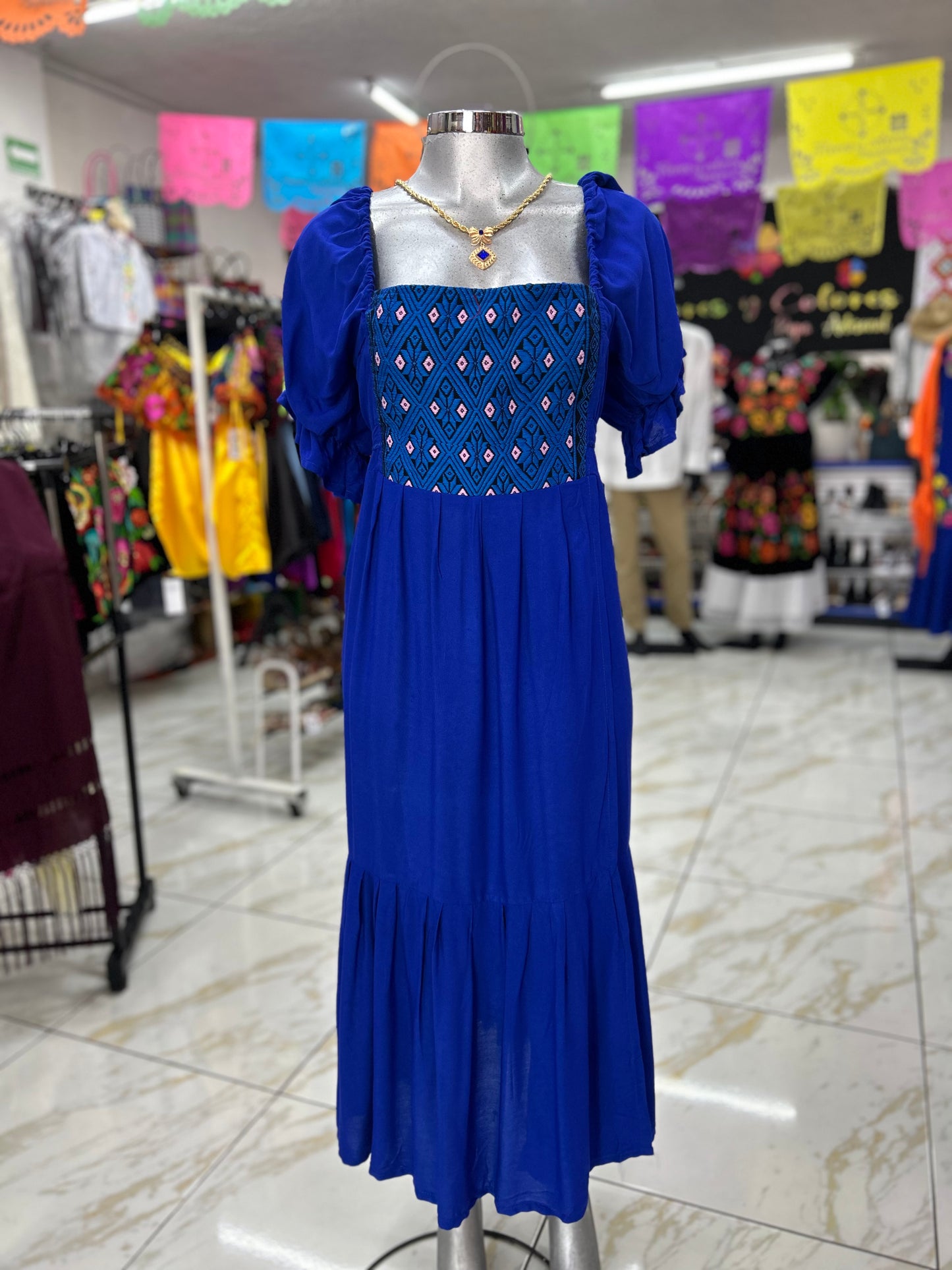 Vestido Chiapas Gala Básico 25