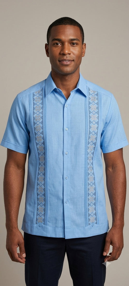 Guayabera Azul Claro Máquina Flores Manga Corta