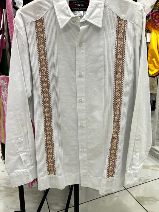 Guayabera Máquina Blanca Bordado Cafe